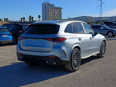 5 - Mercedes-Benz GLC Cascioli Group