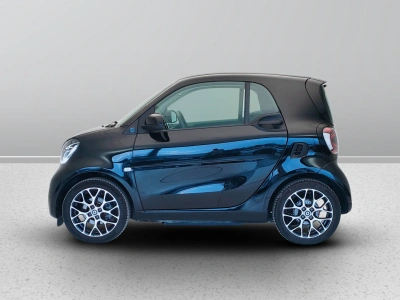 3 - smart fortwo Cascioli Group